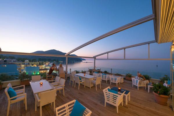 Corissia Beach  CRETA Air Tour Travel 